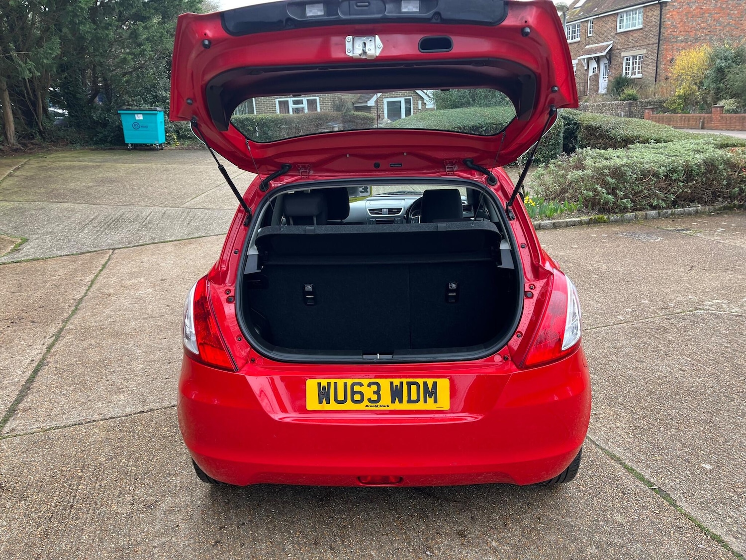 Used Suzuki Swift 2013 for sale - 77647036: Photo 10