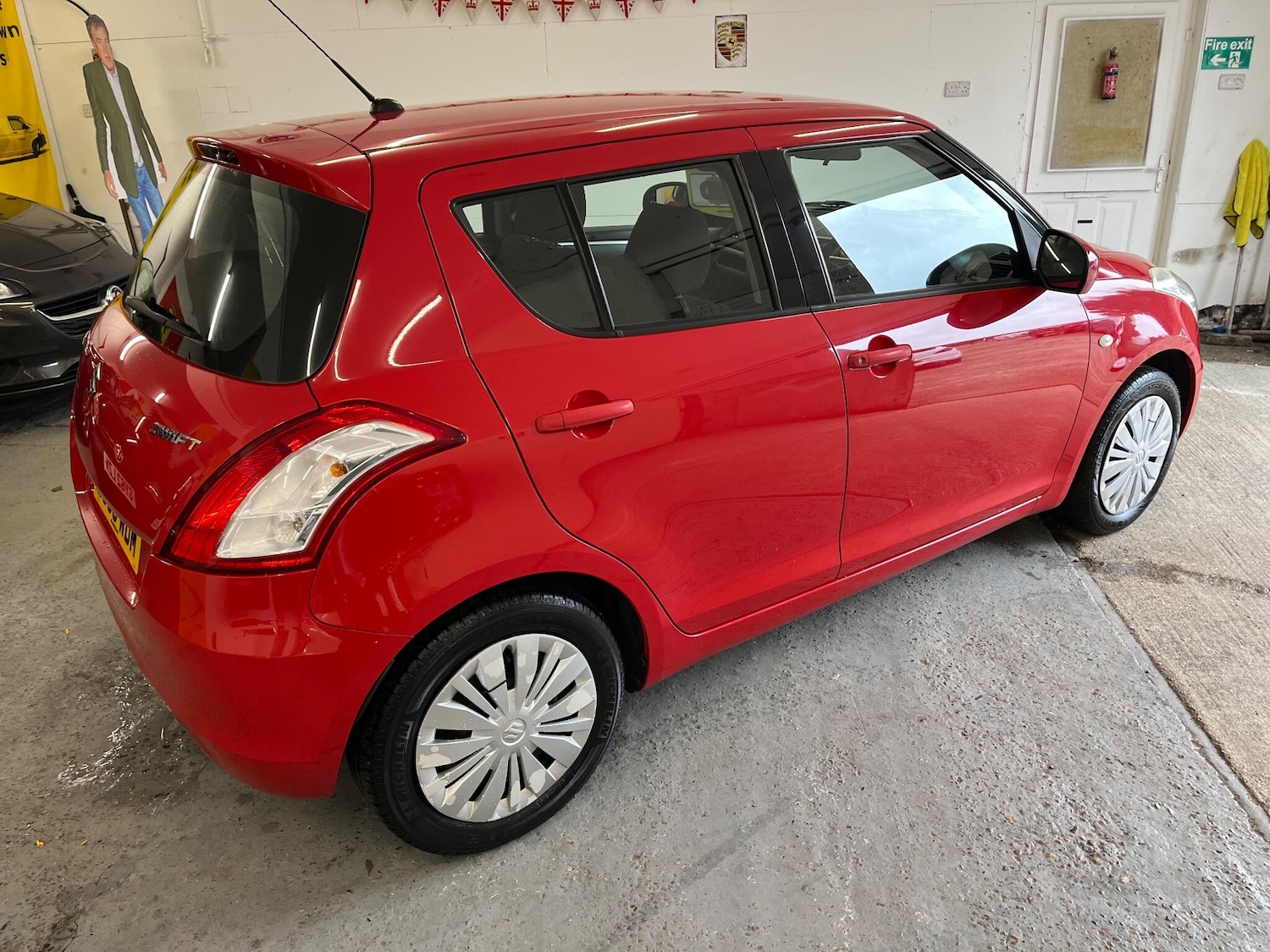 Used Suzuki Swift 2013 for sale - 77647036: Photo 36