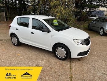 Used Dacia Sandero 2020 for sale - 77163110: Photo