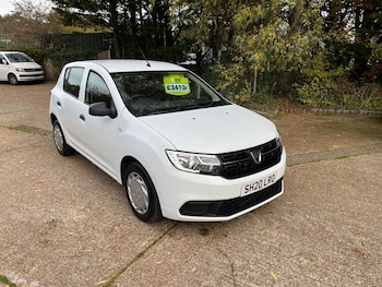 Used Dacia Sandero 2020 for sale - 77163110: Photo