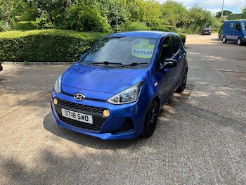 Used Hyundai i10 2018 for sale - 78946782: Photo