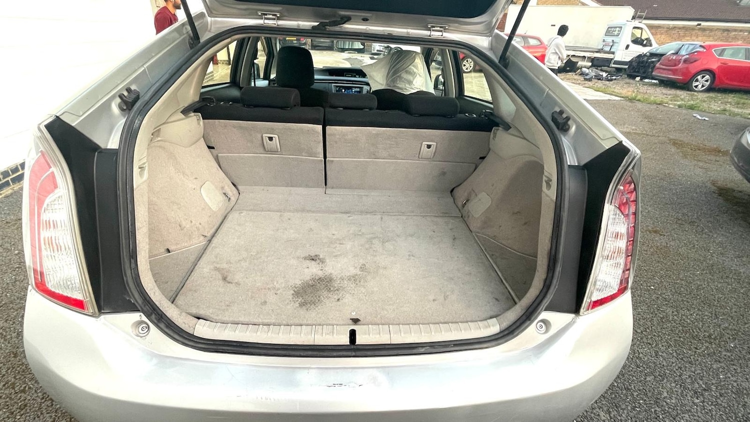 Used Toyota Prius 2020 for sale - 78170055: Photo 11