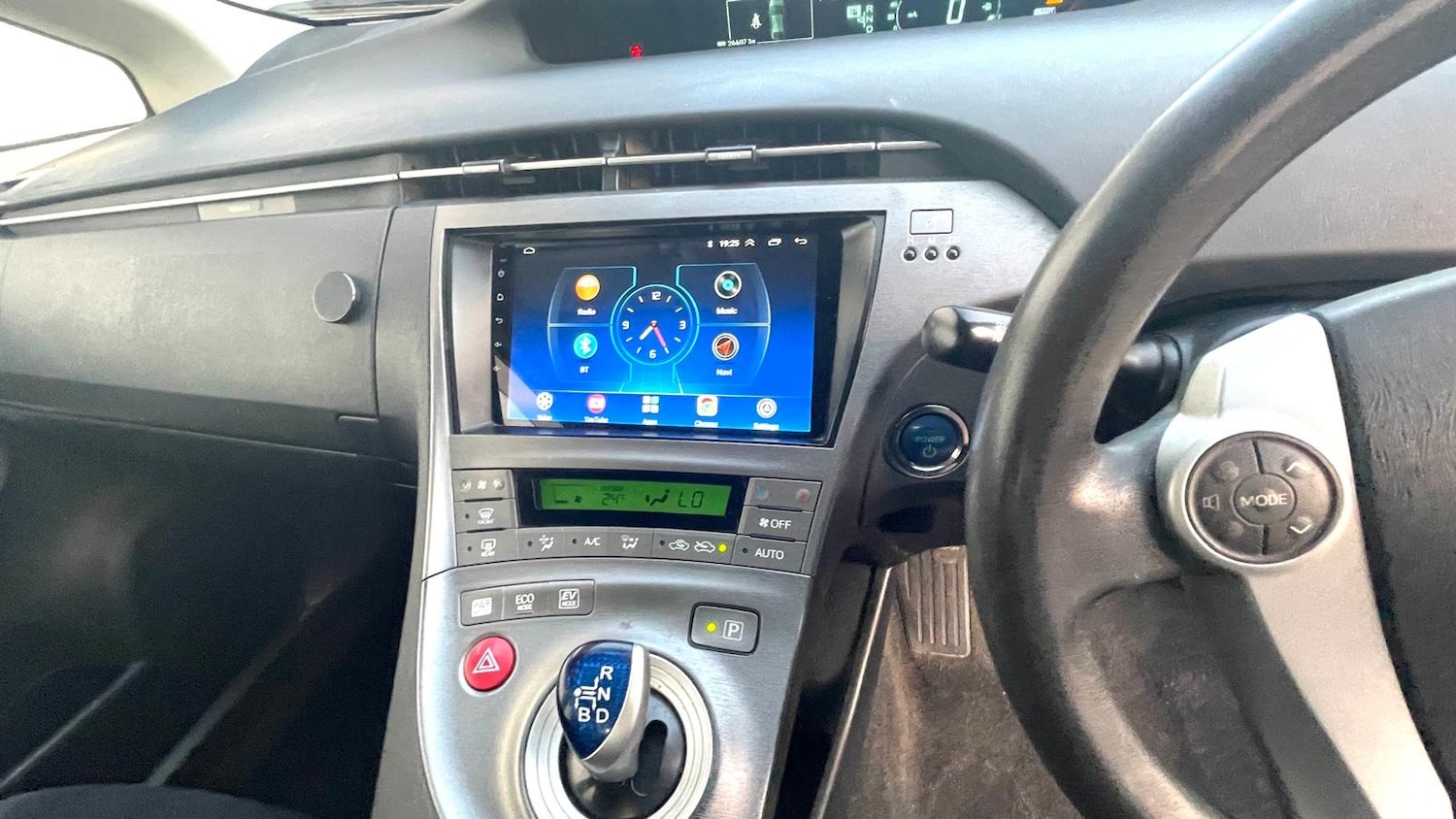 Used Toyota Prius 2020 for sale - 78170055: Photo 4