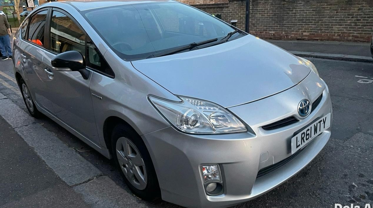 Used Toyota Prius 2011 for sale - 78116695: Photo 10