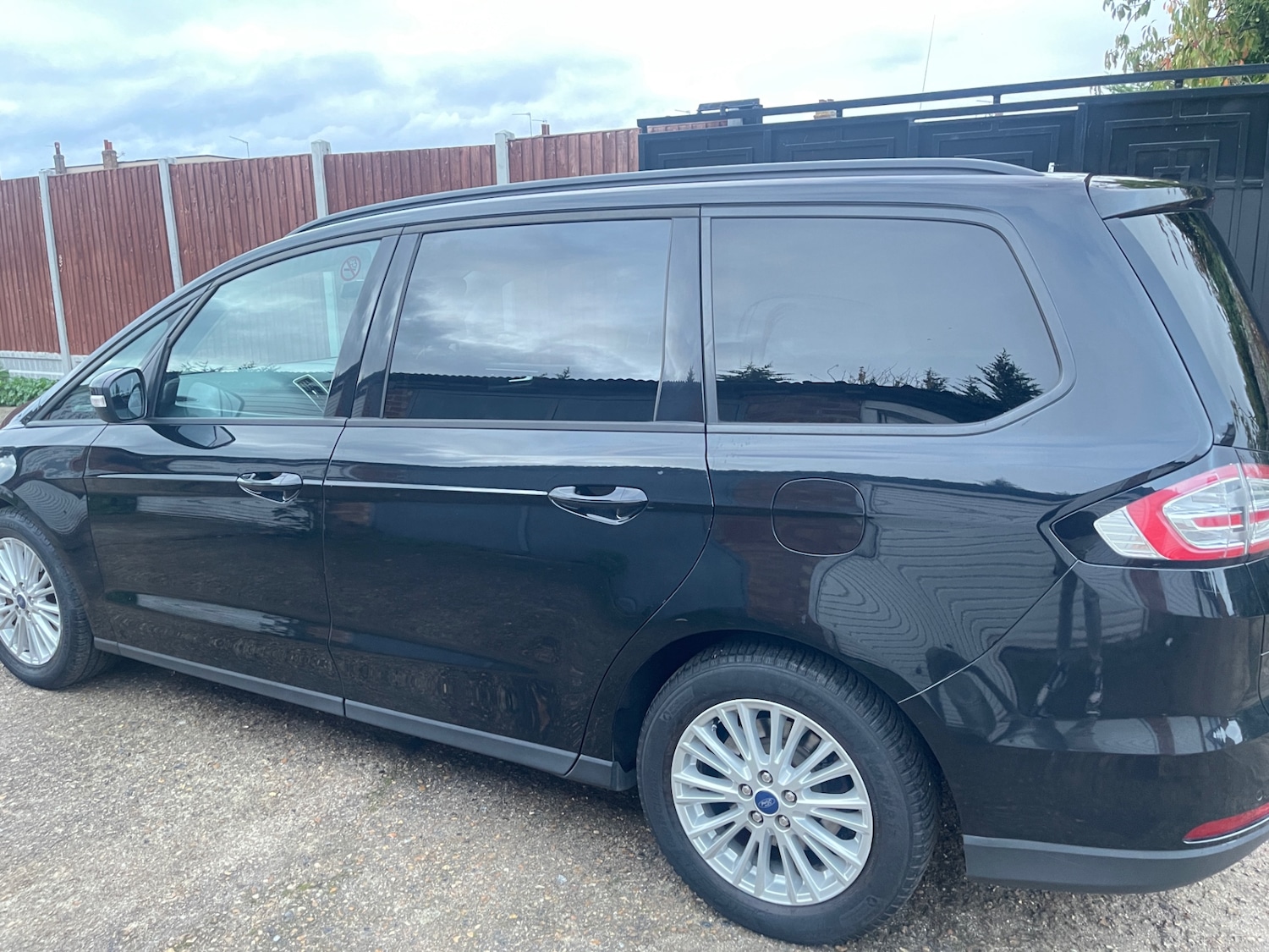 Used Ford Galaxy 2016 for sale - 76508078: Photo 11