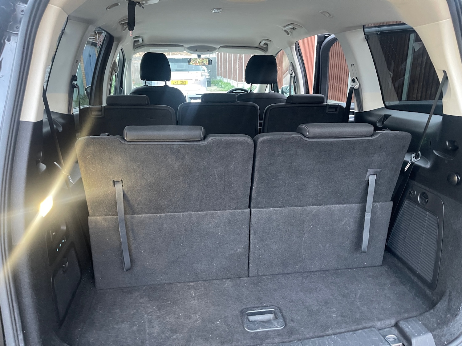 Used Ford Galaxy 2016 for sale - 76508078: Photo 25