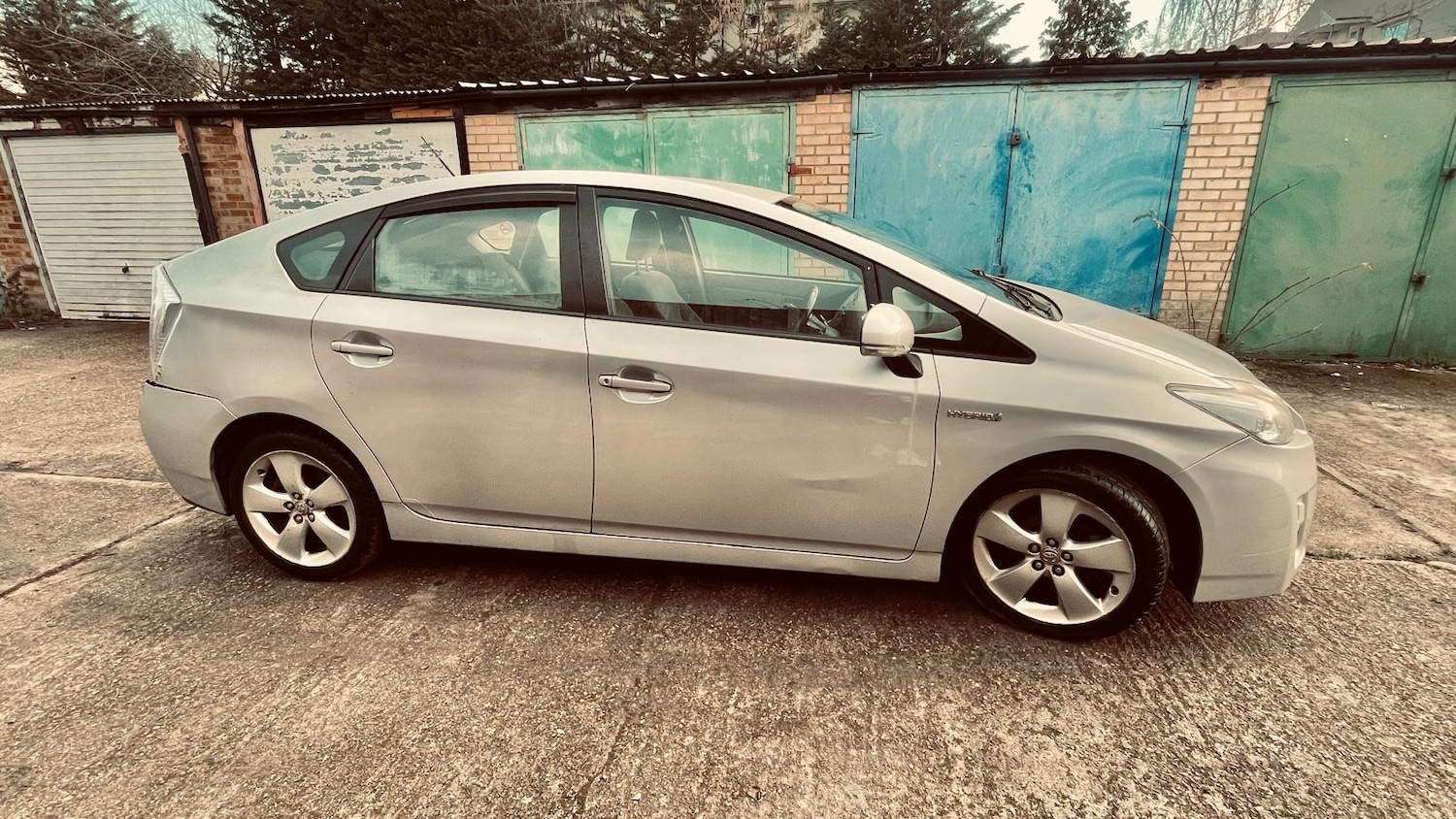 Used Toyota Prius 2010 for sale - 77312750: Photo 10