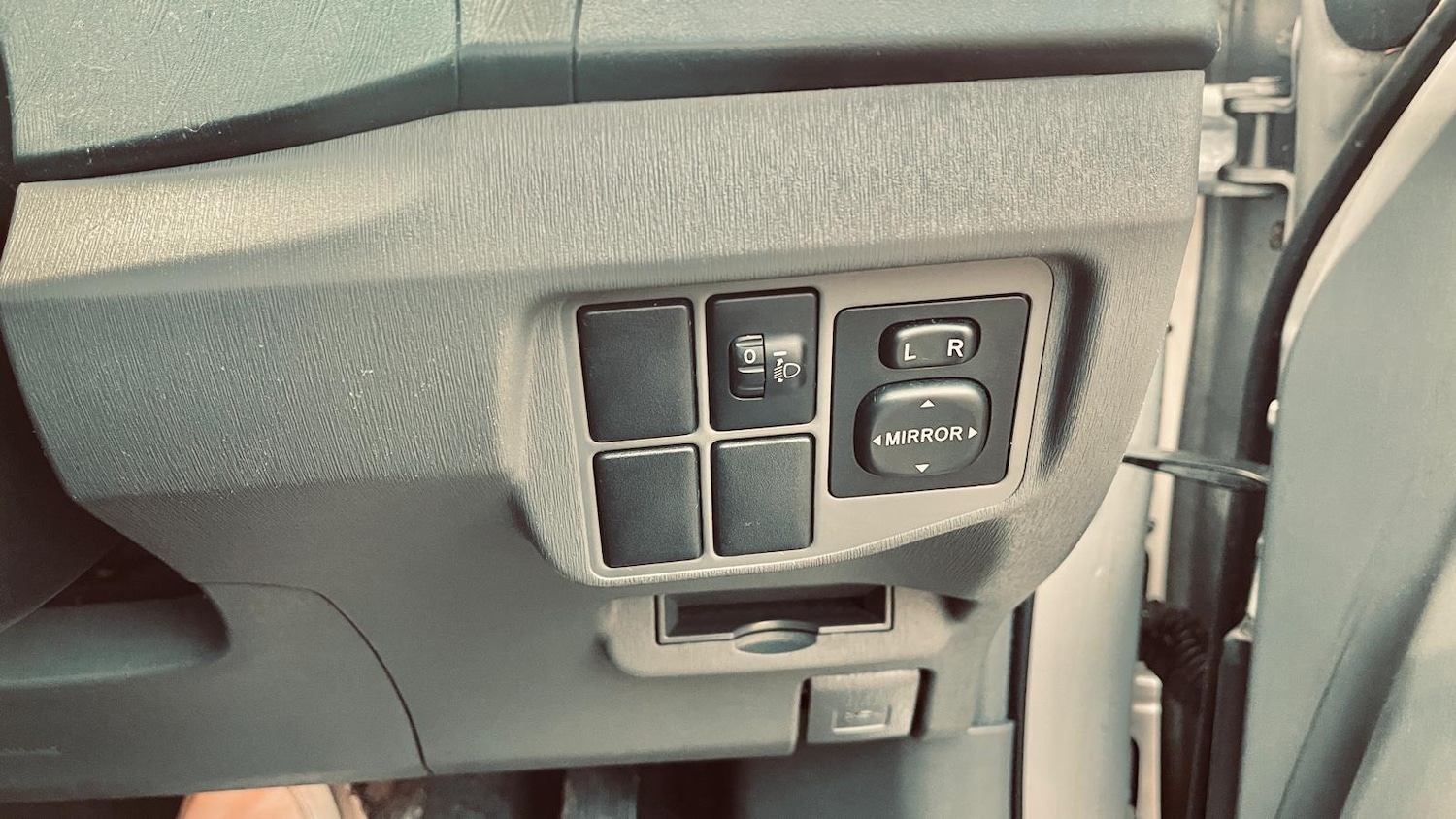 Used Toyota Prius 2010 for sale - 77312750: Photo 20