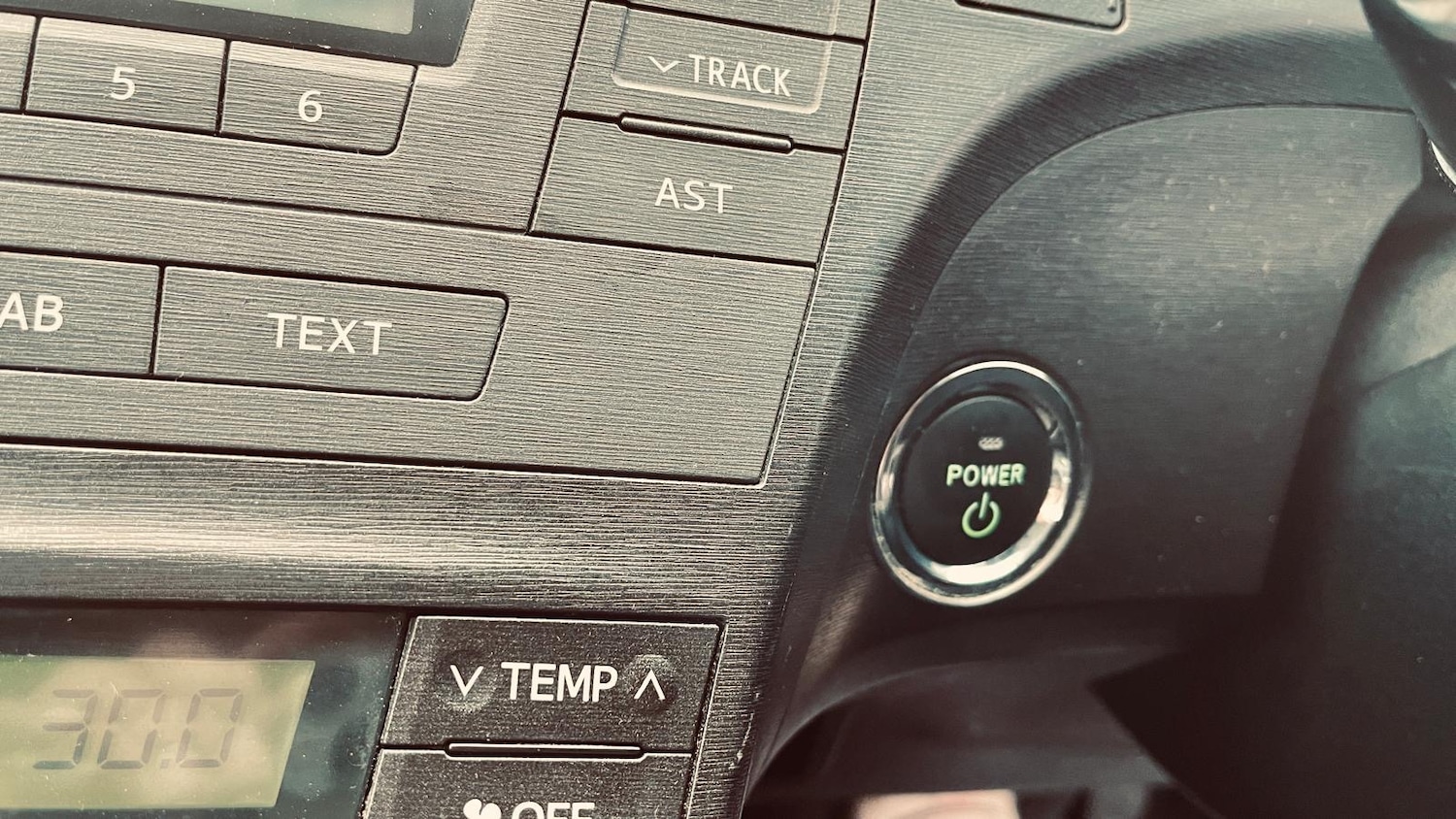 Used Toyota Prius 2010 for sale - 77312750: Photo 22