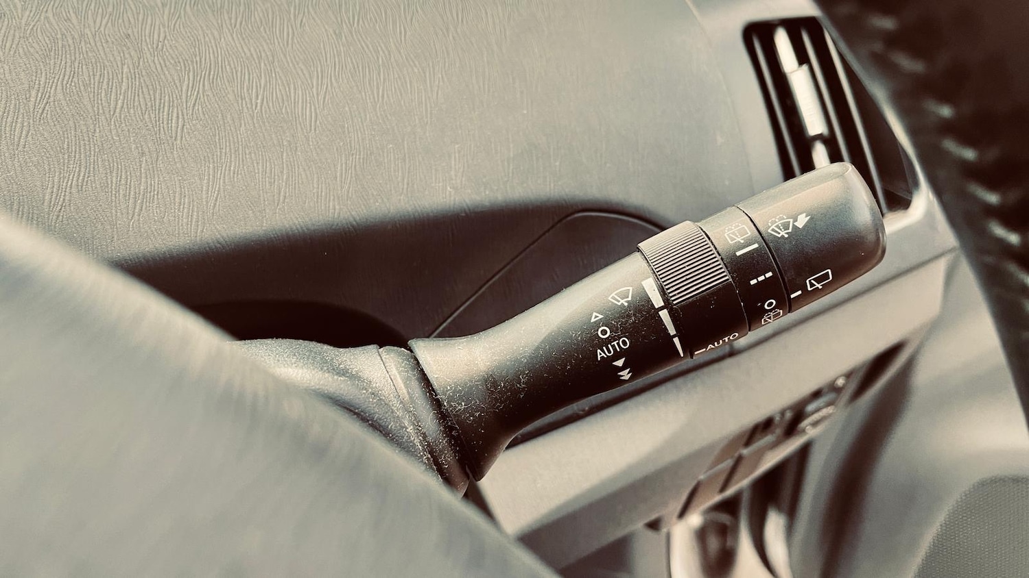 Used Toyota Prius 2010 for sale - 77312750: Photo 24