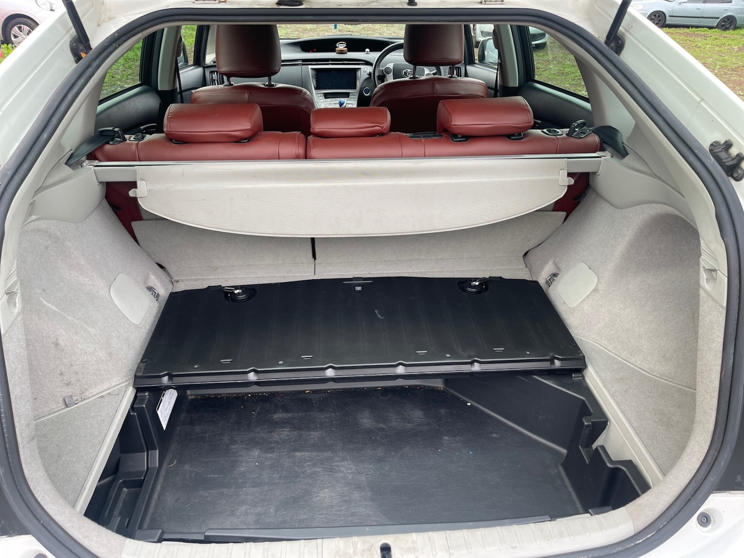 Used Toyota Prius 2019 for sale - 76382862: Photo 11