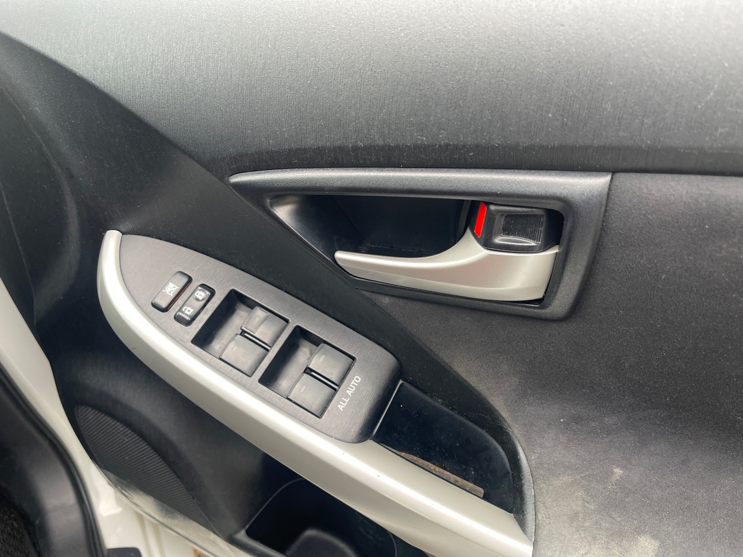 Used Toyota Prius 2019 for sale - 76382862: Photo 23