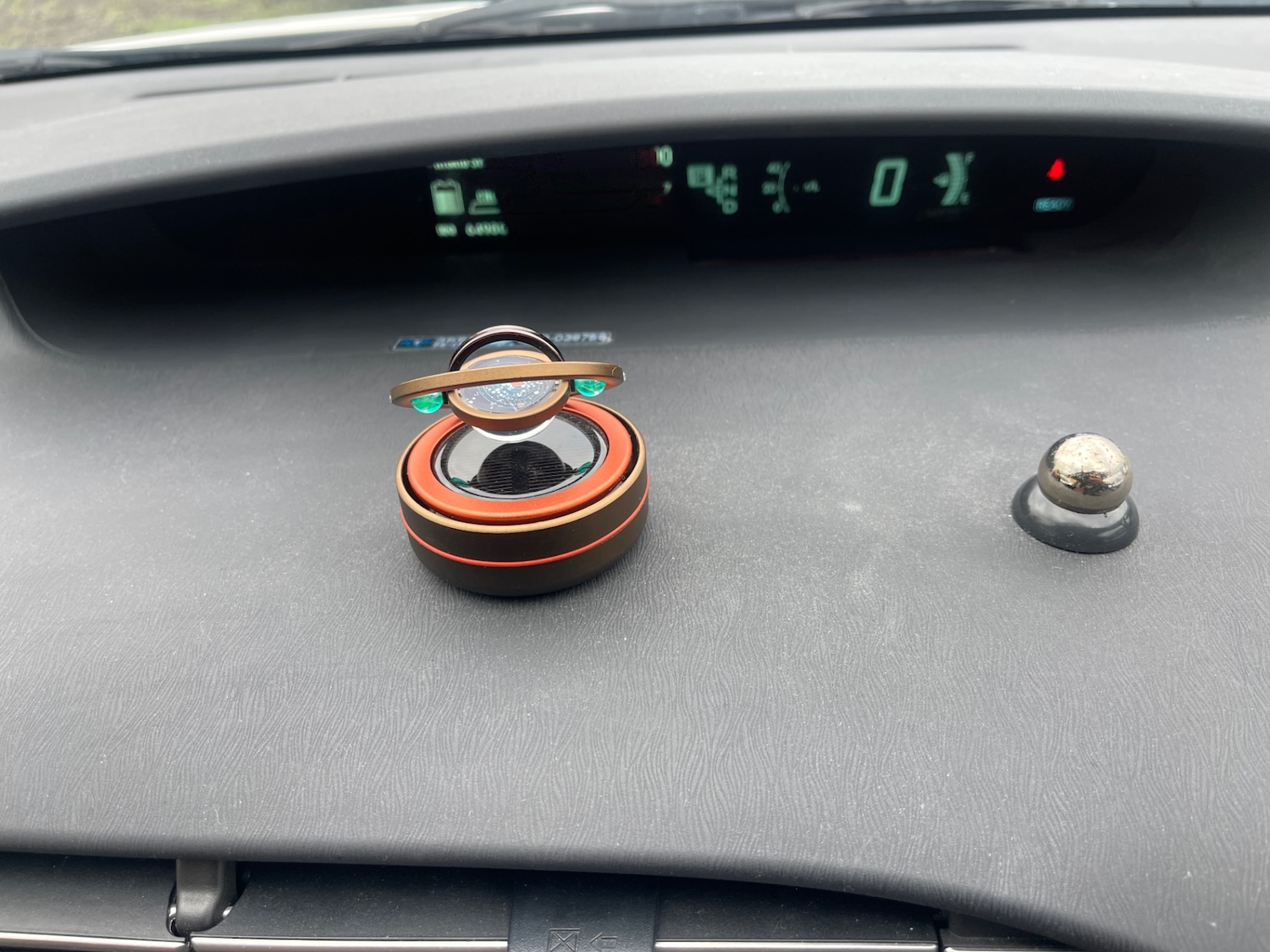 Used Toyota Prius 2019 for sale - 76382862: Photo 32