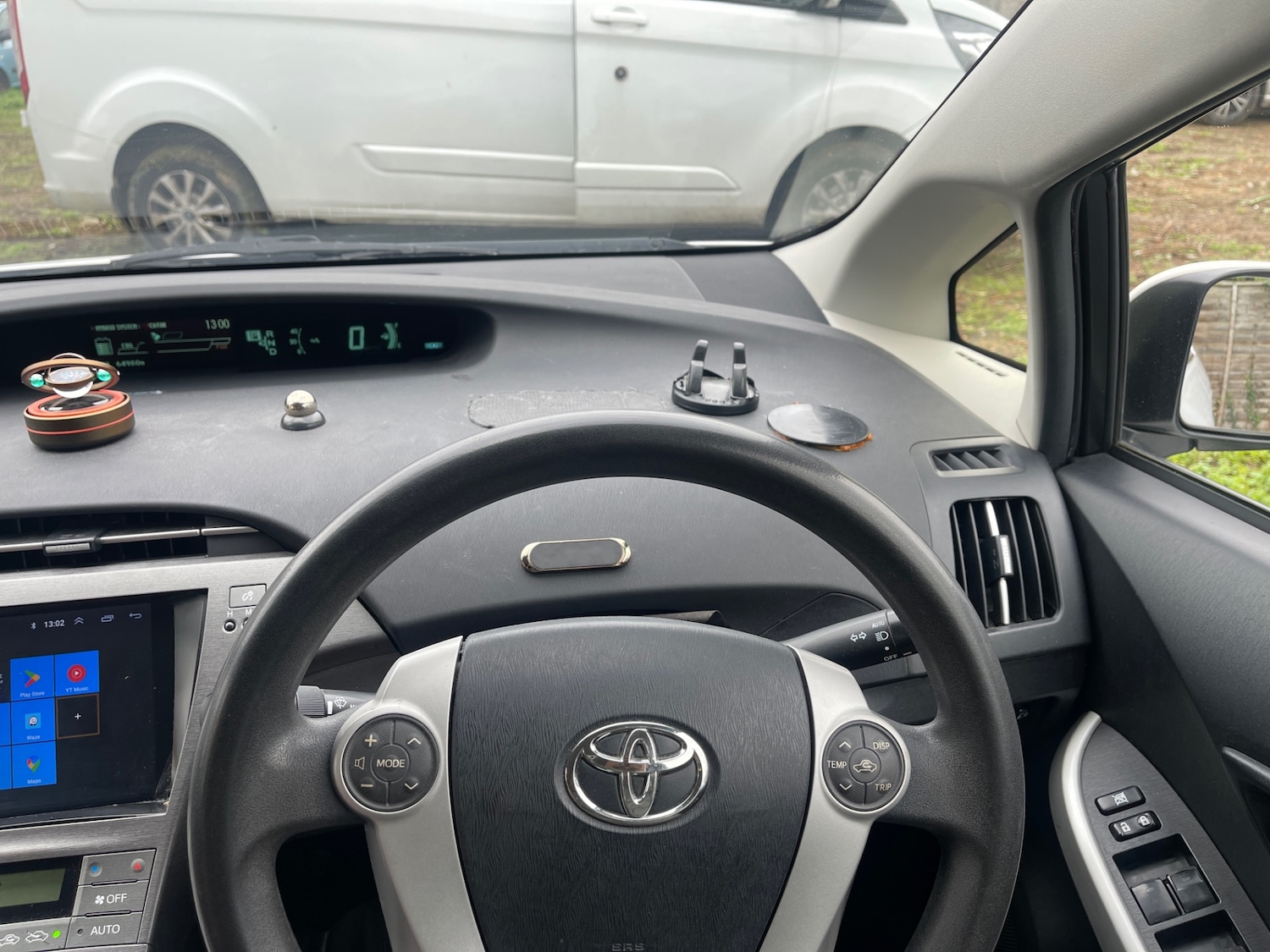 Used Toyota Prius 2019 for sale - 76382862: Photo 33