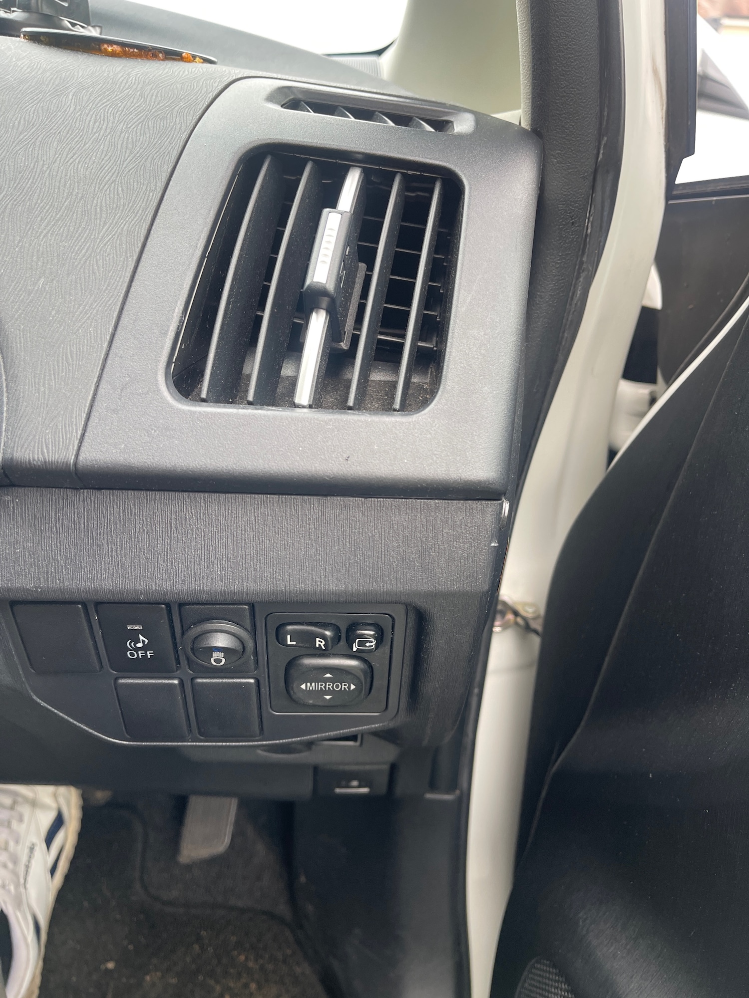 Used Toyota Prius 2019 for sale - 76382862: Photo 36