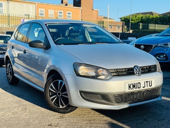 Used Volkswagen Polo 2010 for sale - 76357015: Photo