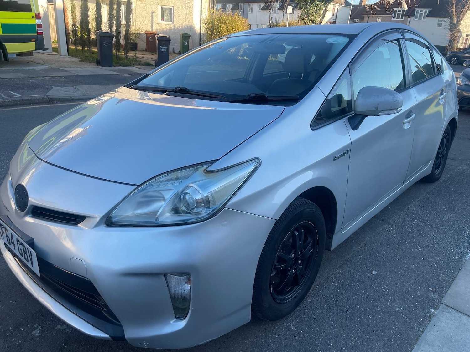 Used Toyota Prius 2019 for sale - 77174384: Photo 2