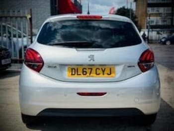 Used Peugeot 208 2018 for sale - 77484661: Photo