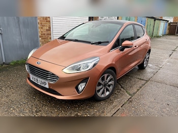 Used Ford Fiesta 2018 for sale - 77560054: Photo