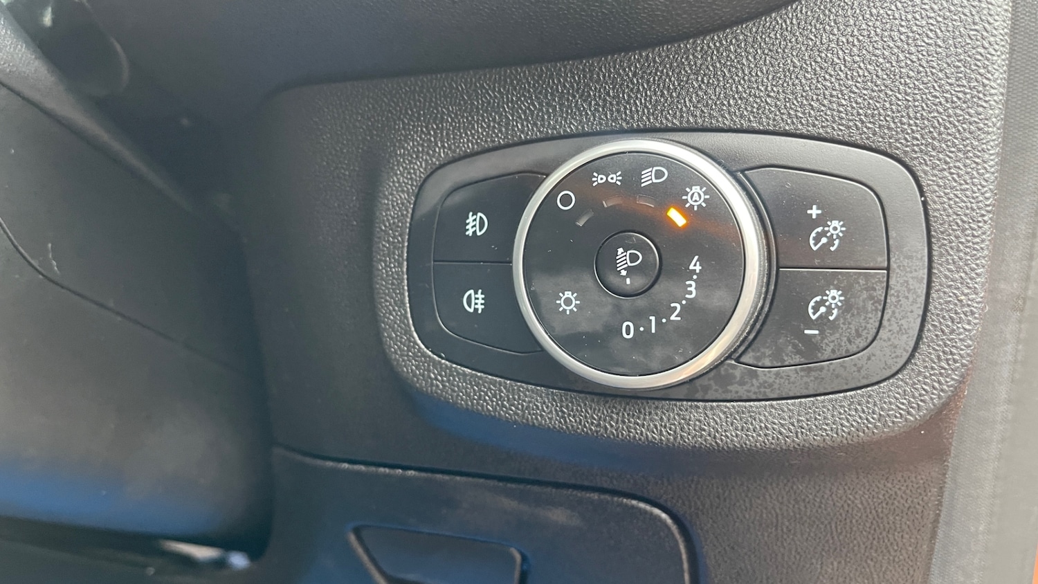 Used Ford Fiesta 2018 for sale - 77560054: Photo 25