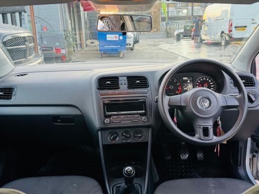 Used Volkswagen Polo 2013 for sale - 76376944: Photo 9