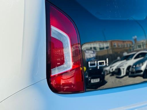Used Volkswagen up! 2014 for sale - 76376955: Photo 14