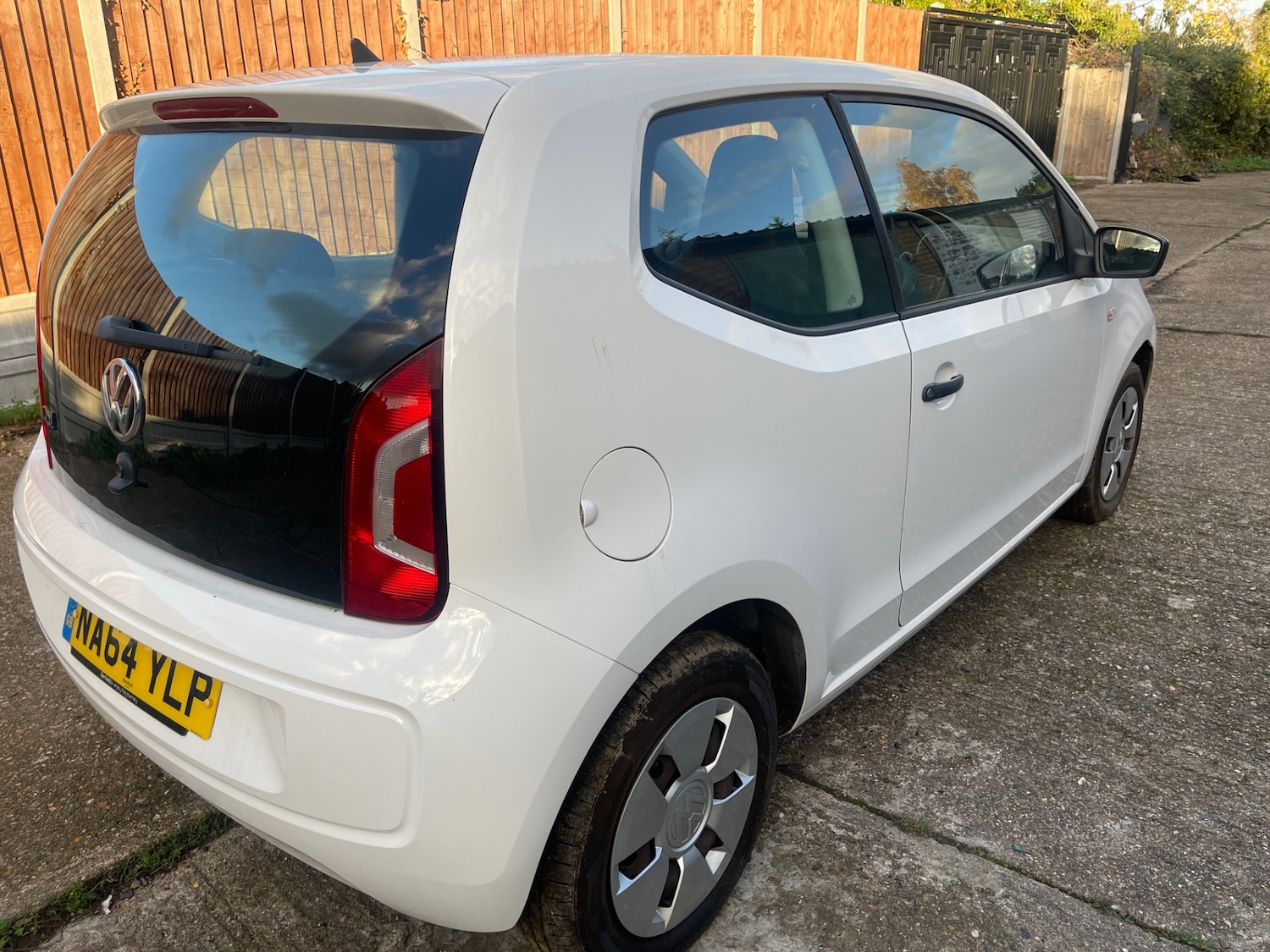 Used Volkswagen up! 2014 for sale - 76376955: Photo 29