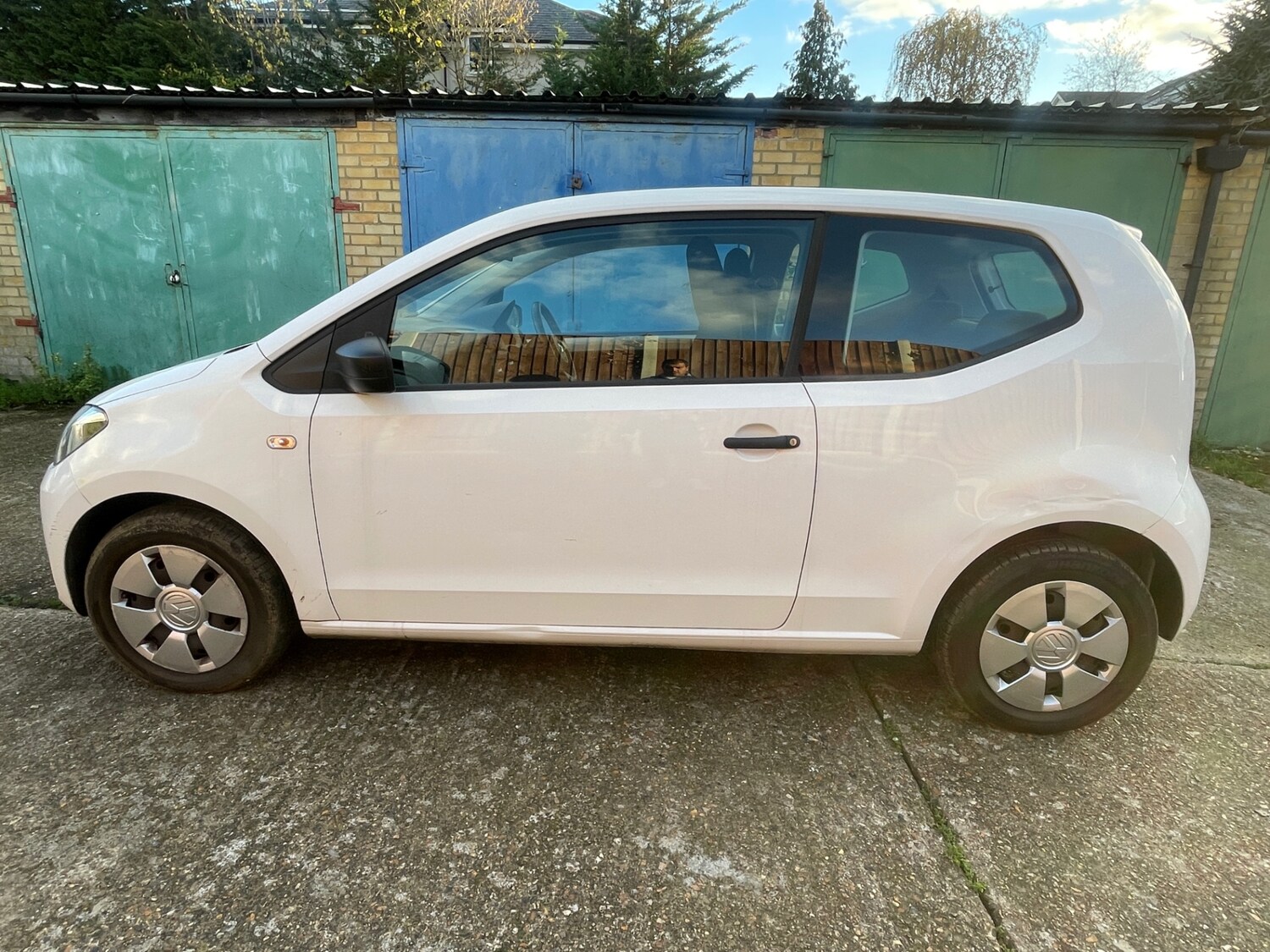 Used Volkswagen up! 2014 for sale - 76376955: Photo 34