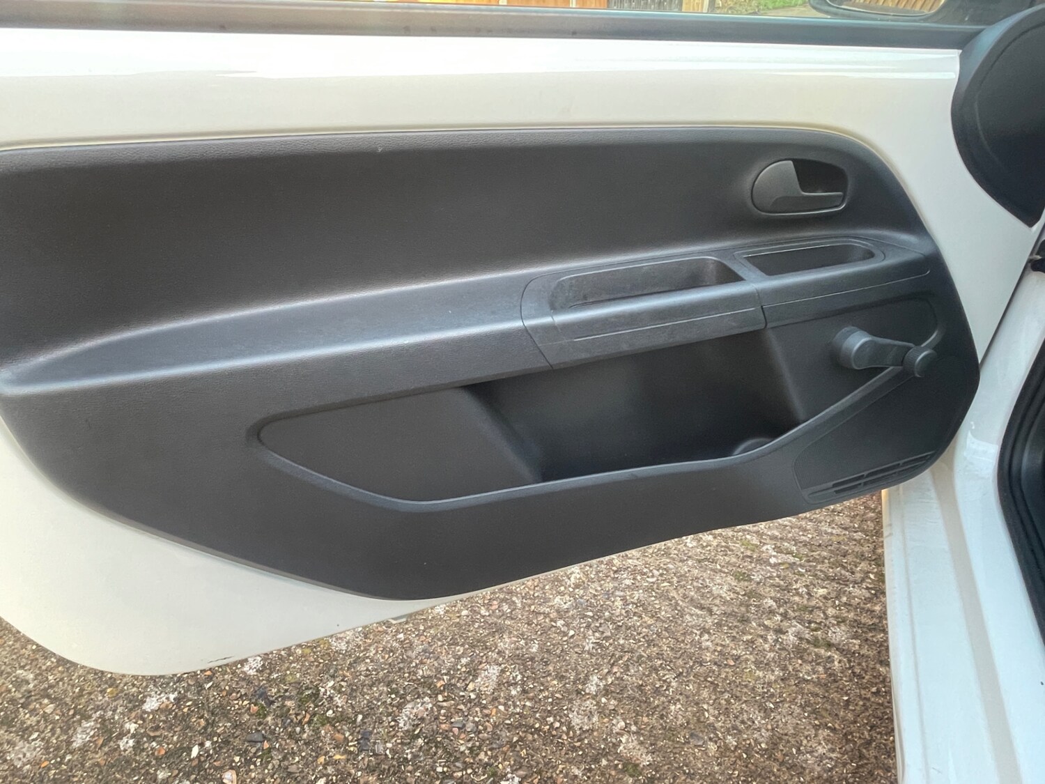 Used Volkswagen up! 2014 for sale - 76376955: Photo 42