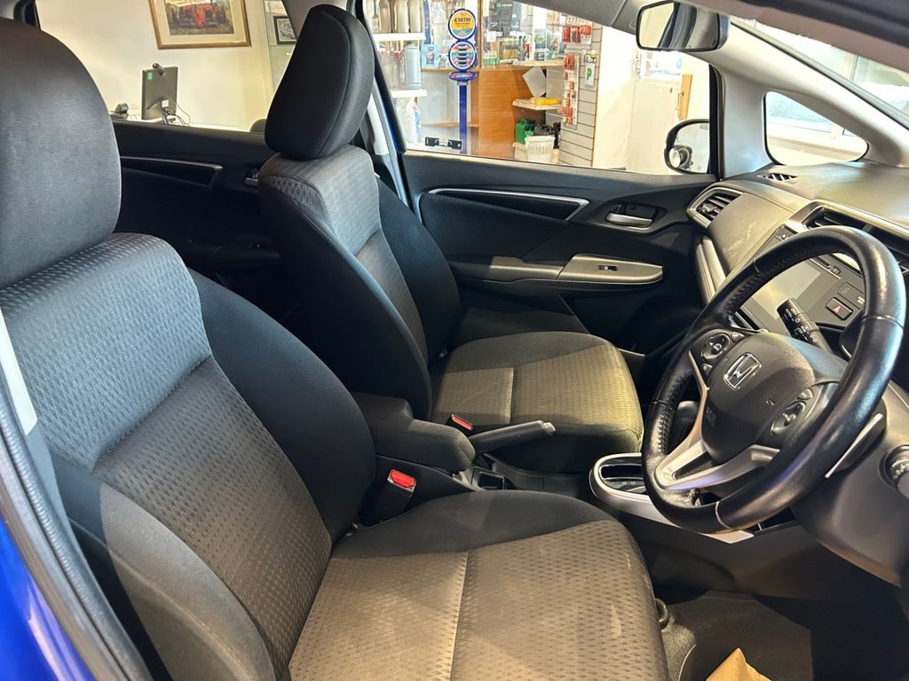 Used Honda Jazz 2018 for sale - 76883083: Photo 18