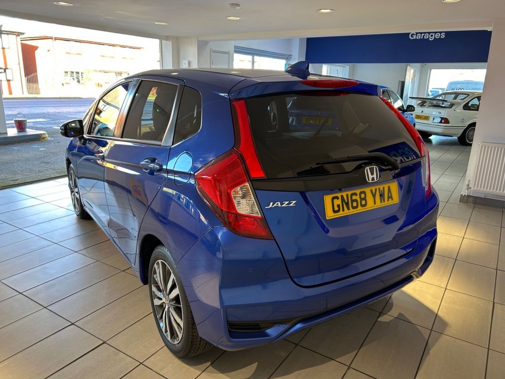 Used Honda Jazz 2018 for sale - 77341497: Photo 9