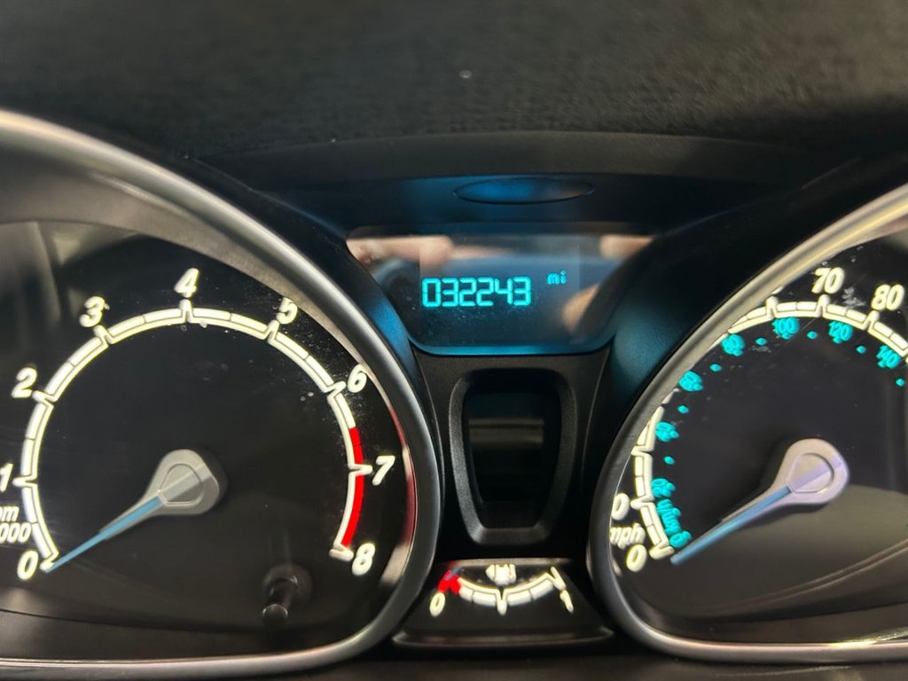 Used Ford Fiesta 2015 for sale - 77941702: Photo 18