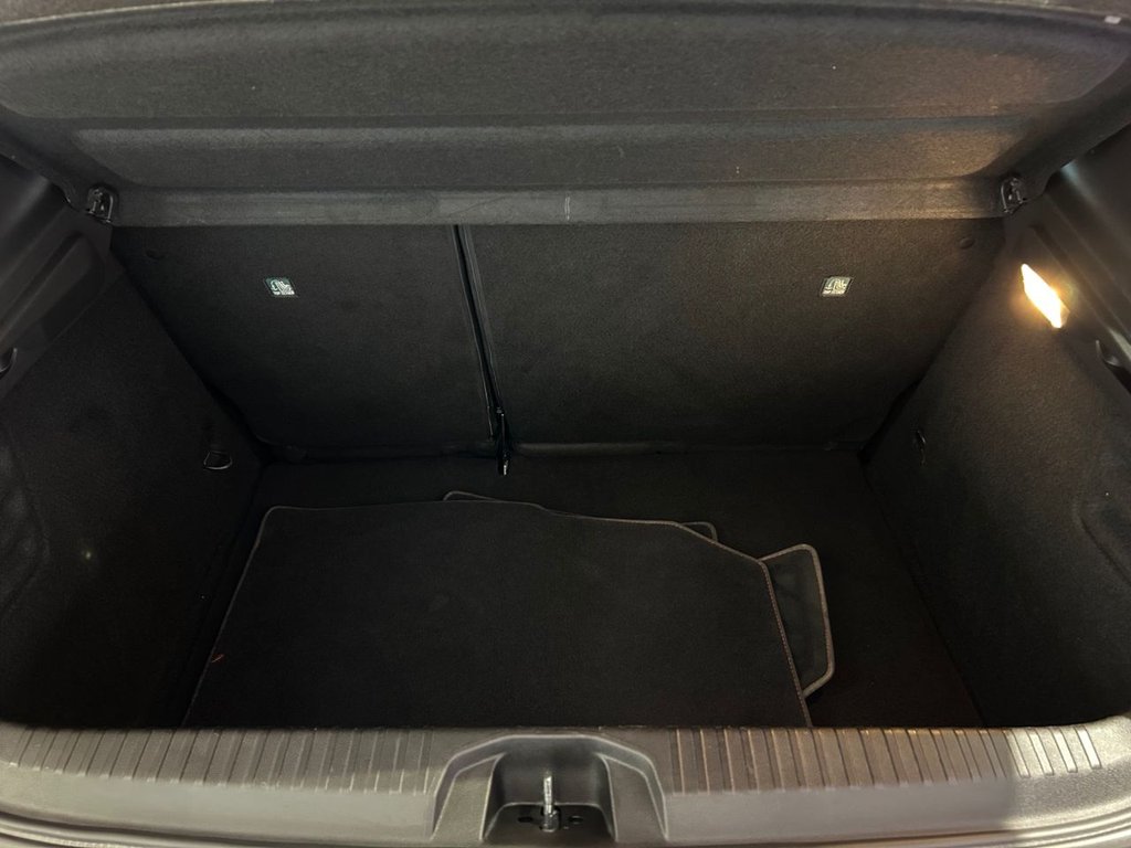 Used Renault Clio 2019 for sale - 76469821: Photo 18