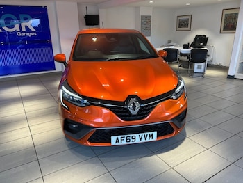 Used Renault Clio 2019 for sale - 76469821: Photo