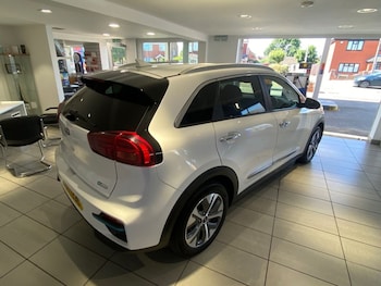 Used Kia Niro 2022 for sale - 79506135: Photo