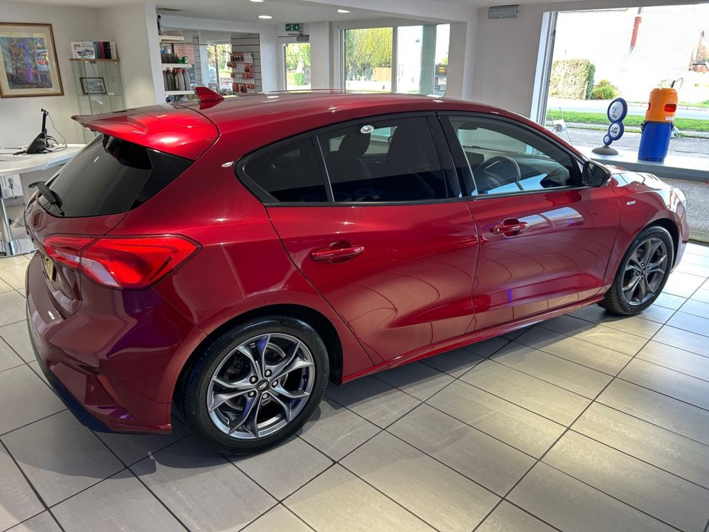 Used Ford Focus 2019 for sale - 76470476: Photo 12