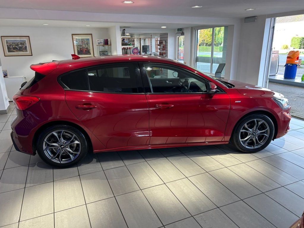 Used Ford Focus 2019 for sale - 76470476: Photo 13