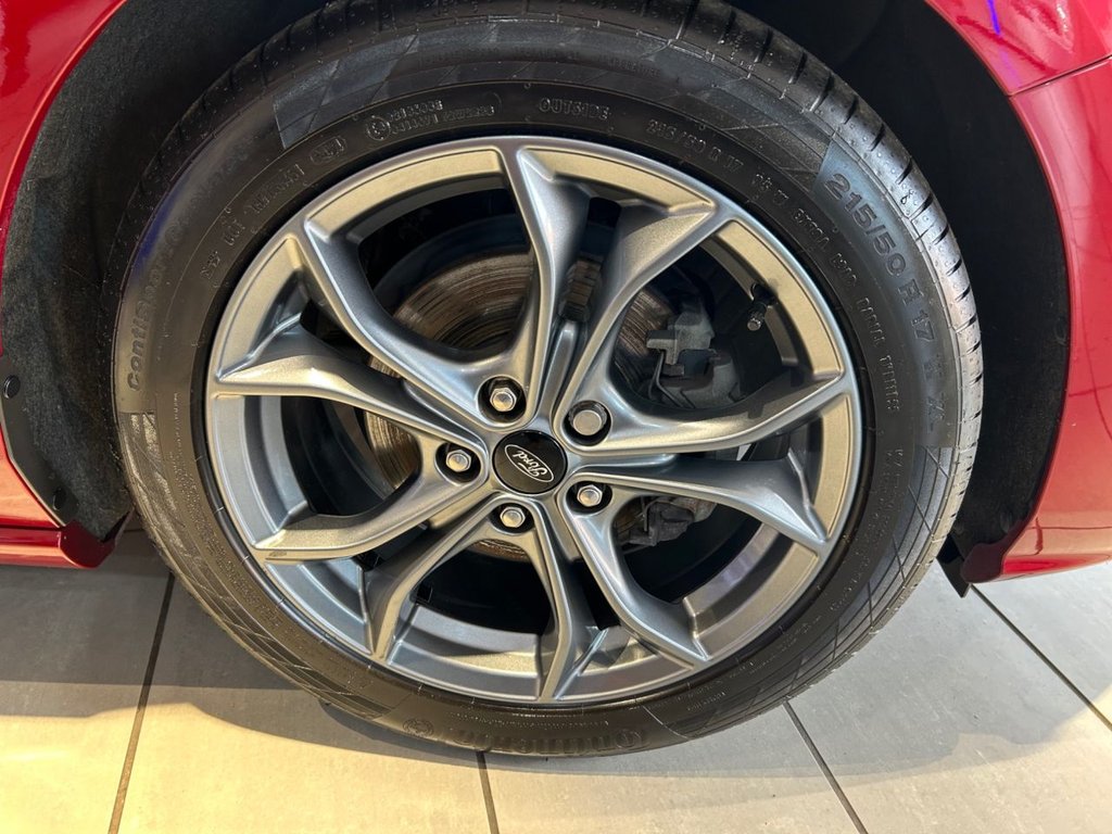 Used Ford Focus 2019 for sale - 76470476: Photo 16
