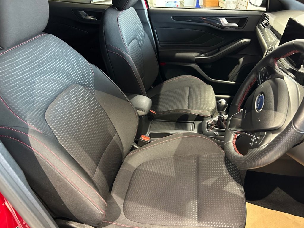 Used Ford Focus 2019 for sale - 76470476: Photo 20