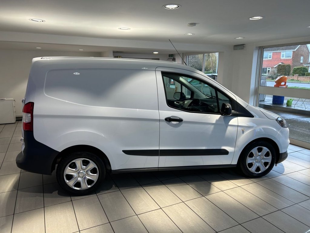 Used Ford Transit Courier 2020 for sale - 76783356: Photo 11