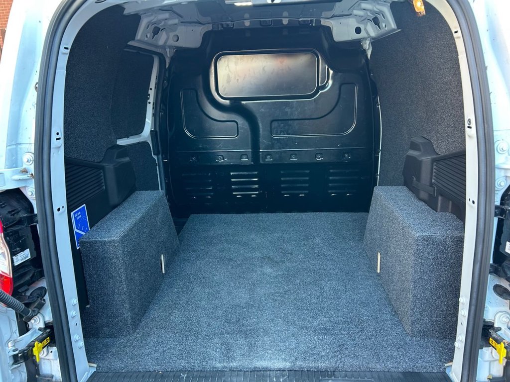 Used Ford Transit Courier 2020 for sale - 76783356: Photo 21