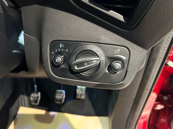 Used Ford Kuga 2017 for sale - 76266479: Photo 18
