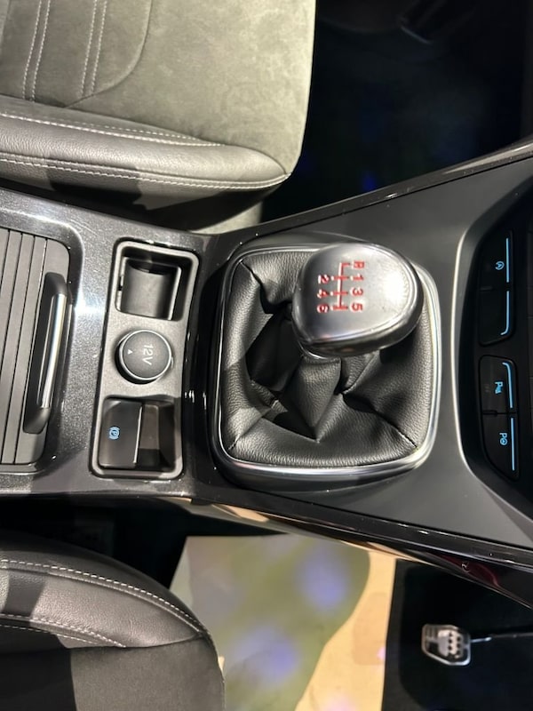 Used Ford Kuga 2017 for sale - 76266479: Photo 21