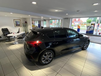 Used Ford Focus 2022 for sale - 75573917: Photo
