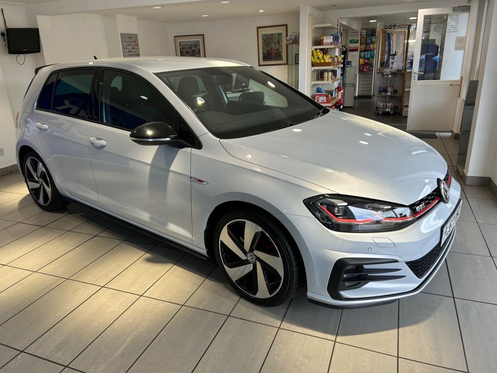 Used Volkswagen Golf 2017 for sale - 76080563: Photo 14