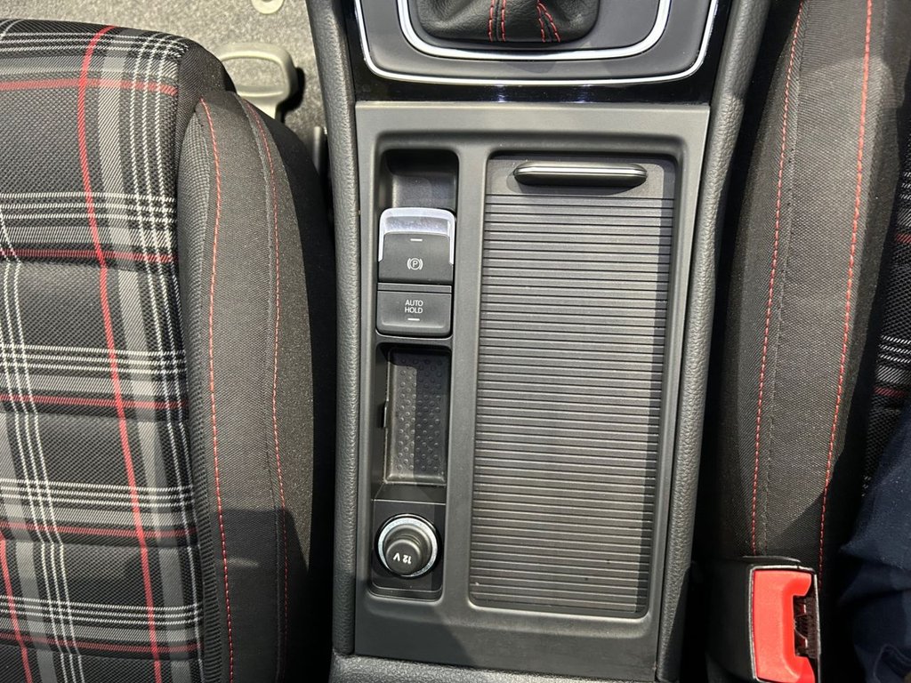 Used Volkswagen Golf 2017 for sale - 76080563: Photo 27