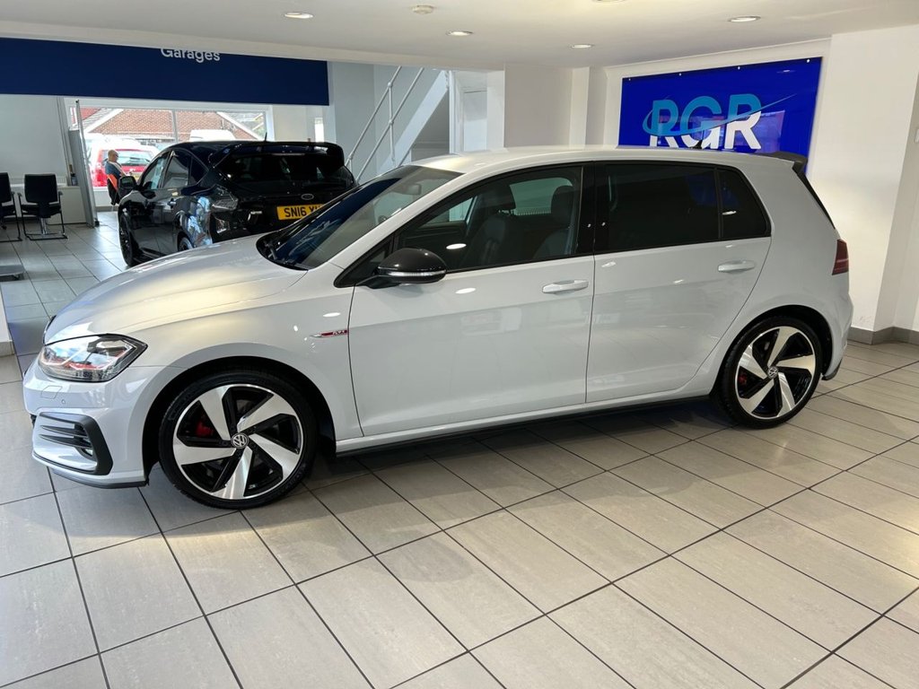 Used Volkswagen Golf 2017 for sale - 76080563: Photo 6