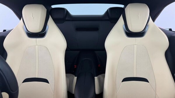 Used Ferrari Roma 2024 for sale - 74917545: Photo 6
