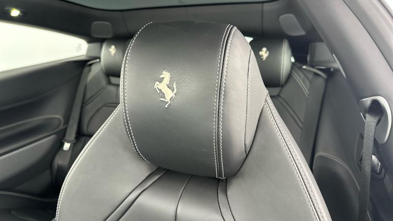 Used Ferrari GTC4Lusso 2018 for sale - 75084604: Photo 14