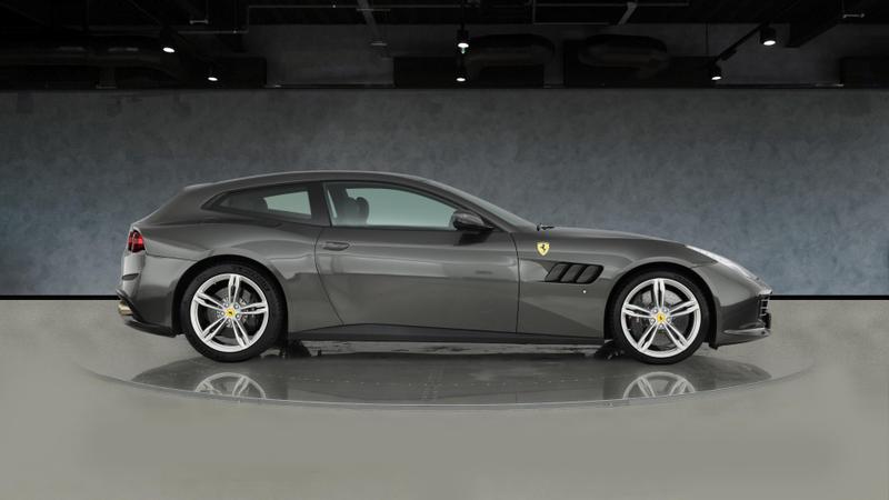 Used Ferrari GTC4Lusso 2018 for sale - 75084604: Photo 15